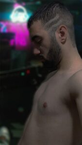 Amir hapel Naked Sytle in Cyberpunk